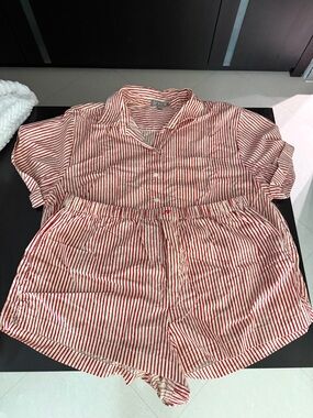 J. Crew Red and White Striped Short-Sleeve Pajama Set size L